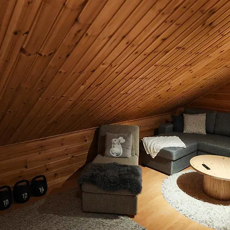 アパート Villa-hanhi *